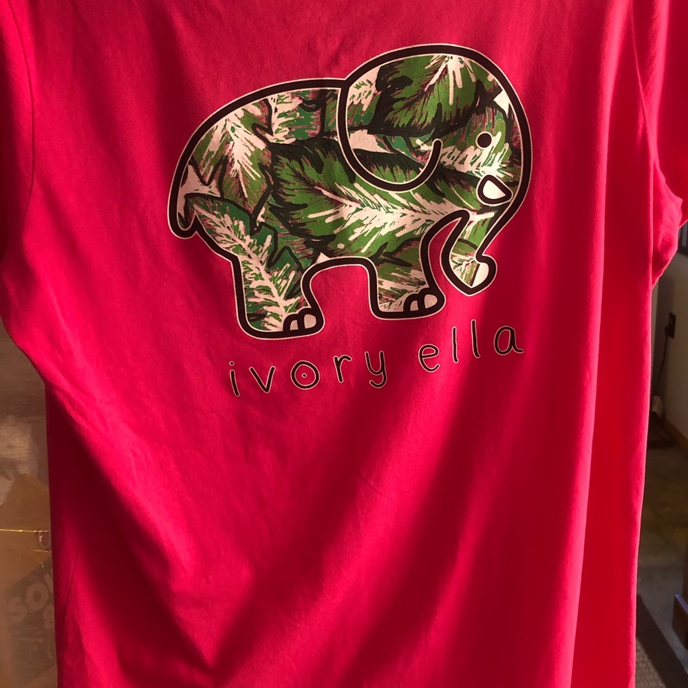 Ivory Ella t-shirt